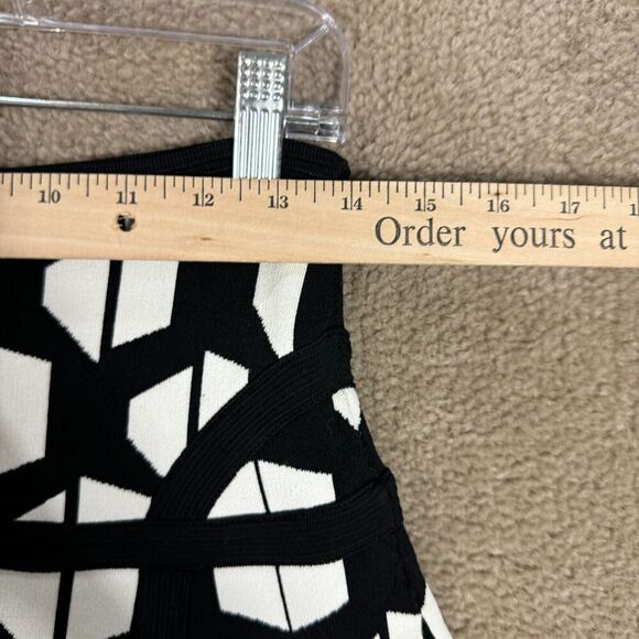 Diane Von Furstenberg Flote Mini Skirt Size Small Black/White Hounds Check Knit - Picture 6 of 11